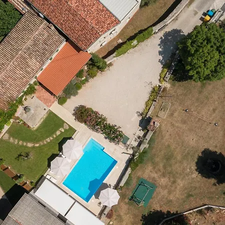 4 Bedroom Amazing In * Tinjan