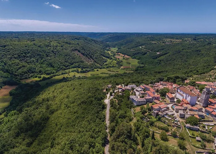 Holiday Home Tinjan 56