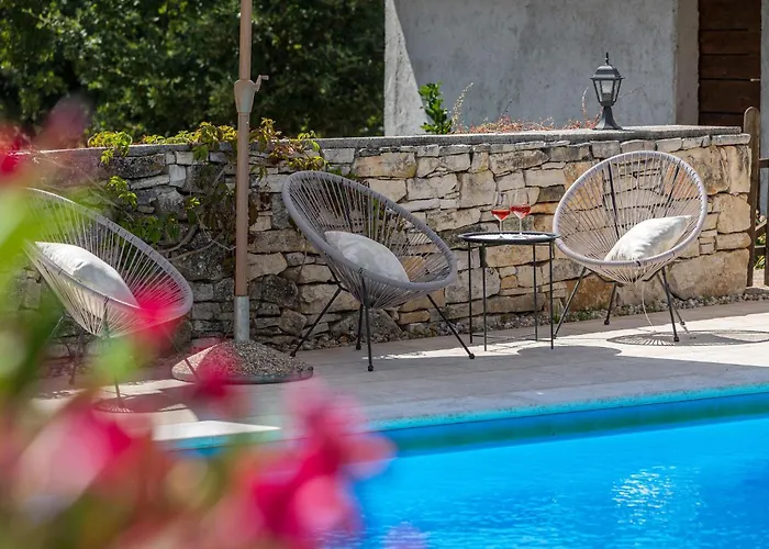 Holiday Home Tinjan 56 * Tinjan