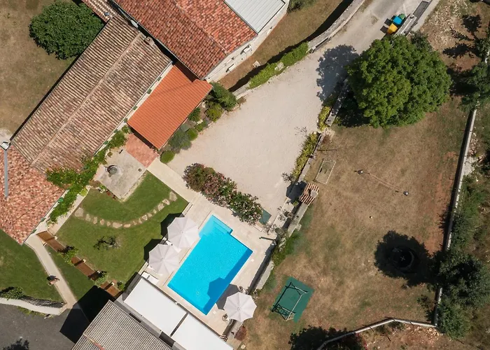 Holiday Home Tinjan 56 * Tinjan